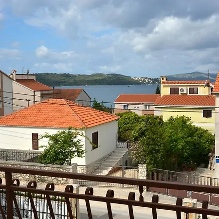 Maslina トロギール