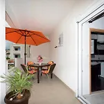 Apartament Maslina *