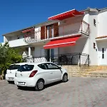 Apartament Maslina