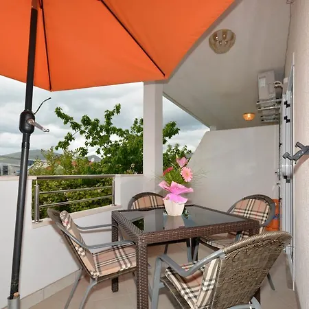 Apartamento Maslina *