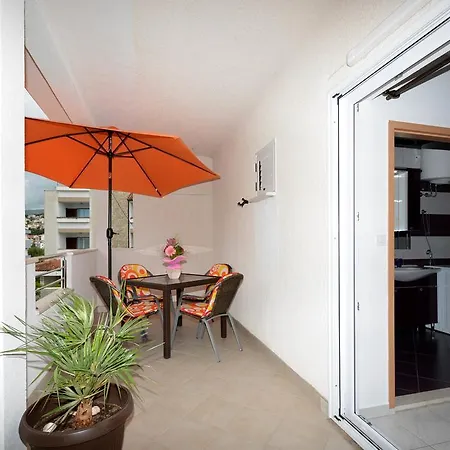 Apartamento Maslina *