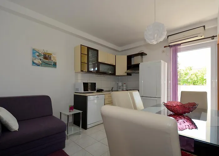Apartment Maslina Trogir