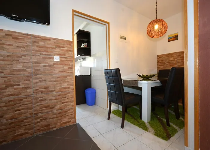 Apartman Maslina *